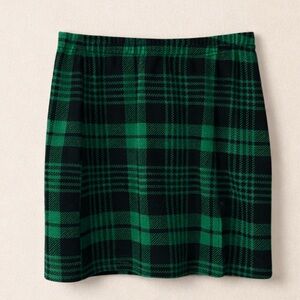SHEIN Green Black Plaid Mini Skirt Size Medium Preppy Tartan Schoolgirl